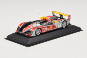 Audi R10 TDI LMP1 #2 R. Capello / T. Kristensen 2007 Minichamps 1:43 400071602 Metal — zdjęcie 2 z 4