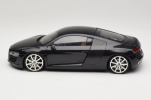 Audi R8 Czarny Kyosho 1:18 09213BK Metal — zdjęcie 4 z 8