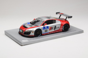 Audi R8 LMS #99 F. Biela / P. Kaffer / M. Fässler / M. Hennerici Phoenix Racing 24 Hours Nürburgring 2009 Spark 1:18 18S041 Ż — zdjęcie 2 z 6
