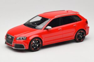 Audi RS3 8P Sportback Czerwony DNA 1:18 DNA000056 Żywica