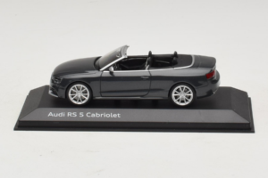 Audi RS5 B8 Kabriolet Daytona Gray Minichamps 1:43 5011215323 Metal