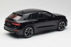 Audi RSQ8 Night Czarny GT Spirit 1:18 GT305 Żywica — zdjęcie 2 z 6