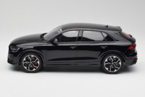 Audi RSQ8 Night Czarny GT Spirit 1:18 GT305 Żywica — zdjęcie 3 z 6