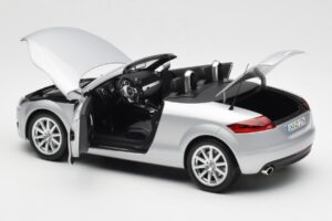 Audi TT 8J Roadster Jasny Srebrny Minichamps 1:18 5010500515 Metal — zdjęcie 5 z 8