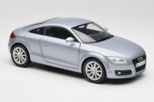 Audi TT 8N RHD Lake Srebrny Metalik Minichamps 1:18 150015020 Metal — zdjęcie 6 z 8