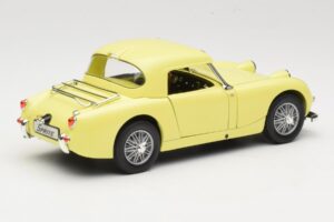 Austin-Healey Sprite Mk1 Żółty Revell 1:18 8835 Metal — zdjęcie 3 z 8