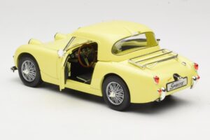 Austin-Healey Sprite Mk1 Żółty Revell 1:18 8835 Metal — zdjęcie 5 z 8
