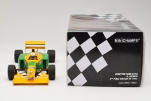 Benetton Ford B193B #5 R. Patrese 3rd Place British GP 1993 Minichamps 1:18 110930906 Metal — zdjęcie 6 z 6