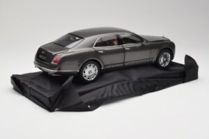 Bentley Mulsanne Brodgar Metallic Minichamps 1:18 BL843 Metal — zdjęcie 3 z 8