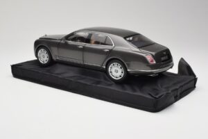 Bentley Mulsanne Brodgar Metallic Minichamps 1:18 BL843 Metal — zdjęcie 7 z 8