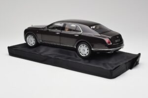 Bentley Mulsanne Burnt Oak Minichamps 1:18 100139905 Metal — zdjęcie 7 z 8