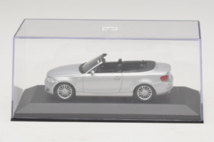 BMW 1-Series E88 Kabriolet Titan Silver Minichamps 1:43 80420427037-R1 Metal — zdjęcie 4 z 5