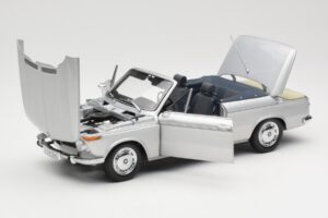BMW 1600 Kabriolet Srebrny Minichamps 1:18 80430145819 Metal — zdjęcie 2 z 8