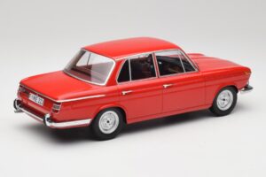 BMW 1800 Ti Karmazyn Czerwony Minichamps 1:18 107024001 Metal — zdjęcie 2 z 6