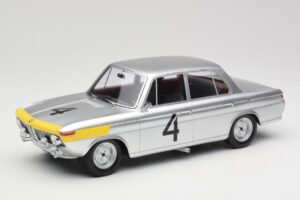BMW 1800 TiSA #4 J. Ickx / J. van Ophem 24 Hours of Spa 1965 Winners Minichamps 1:18 107652504 Żywica
