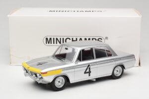 BMW 1800 TiSA #4 J. Ickx / J. van Ophem 24 Hours of Spa 1965 Winners Minichamps 1:18 107652504 Żywica — zdjęcie 6 z 6