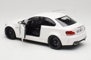 BMW 1M Coupe E82 Biały Minichamps 1:18 110020022 Metal — zdjęcie 5 z 8