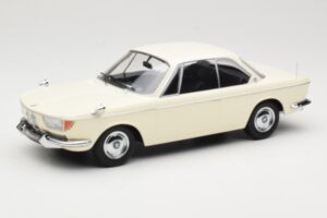 BMW 2000 CS Coupe Kremowy KK-Scale 1:18 KKDC180121 Metal
