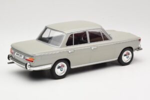 BMW 2000 TI Szary MCG 1:18 MCG18112 Metal — zdjęcie 2 z 6