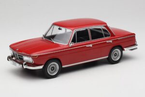 BMW 2000 121 Czerwony MCG 1:18 MCG18543 Metal