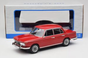 BMW 2000 121 Czerwony MCG 1:18 MCG18543 Metal — zdjęcie 6 z 6