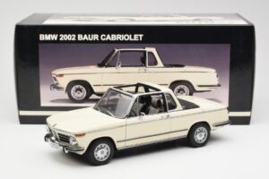 BMW 2002 Baur Kabriolet E10 Chamonix Biały AUTOart 1:18 70532 Metal — zdjęcie 8 z 8
