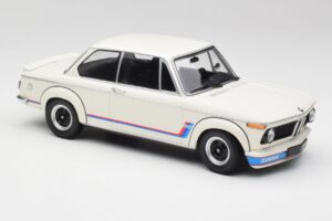 BMW 2002 Tii Turbo Alpine White Minichamps 1:18 155026200 Metal — zdjęcie 4 z 6