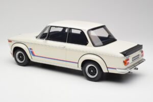 BMW 2002 Turbo E10 Chamonix Biały Otto 1:12 G077 Żywica — zdjęcie 4 z 5