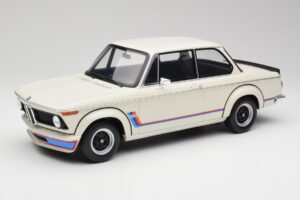 BMW 2002 Turbo E10 Chamonix Biały Otto 1:12 G077 Żywica