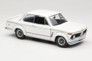 BMW 2002 Turbo E10 Biały Anson 1:18 30393 Metal — zdjęcie 6 z 8