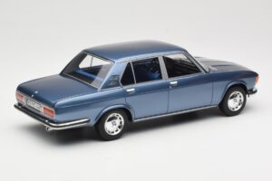 BMW 2500 E3 Blue Metallic BoS Models 1:18 BOS030 Żywica — zdjęcie 2 z 6