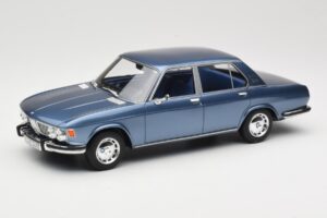 BMW 2500 E3 Blue Metallic BoS Models 1:18 BOS030 Żywica