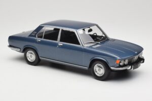 BMW 2500 E3 Blue Metallic Minichamps 1:18 155029200 Metal — zdjęcie 4 z 6