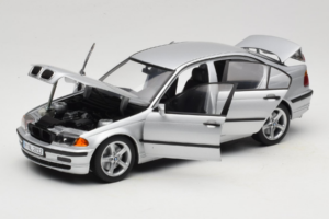 BMW 3 Series E46 Srebrny UT Models 1:18 80439421535 Metal — zdjęcie 2 z 8