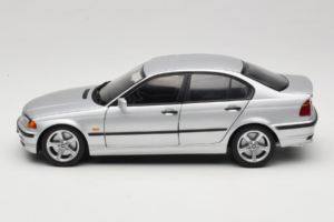 BMW 3 Series E46 Srebrny UT Models 1:18 80439421535 Metal — zdjęcie 4 z 8