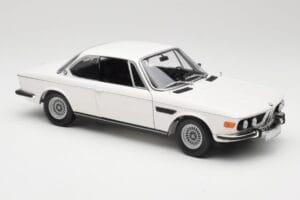 BMW 3.0 CSi E9 Biały Minichamps 1:18 180029026 Metal — zdjęcie 6 z 8