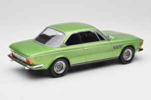 BMW 3.0 CSi E9 Green Metallic Minichamps 1:18 155028034 Metal — zdjęcie 2 z 6