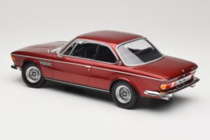 BMW 3.0 CSi E9 Red Metallic Minichamps 1:18 155028031 Metal — zdjęcie 5 z 6