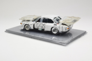 BMW 3.0 CSL Art Car Frank Stella Minichamps 1:18 80430150928 Metal — zdjęcie 5 z 6