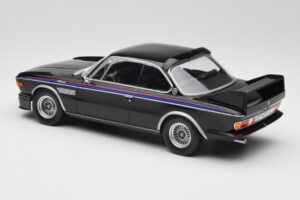 BMW 3.0 CSL E9 Czarny Minichamps 1:18 155028134 Metal — zdjęcie 5 z 6