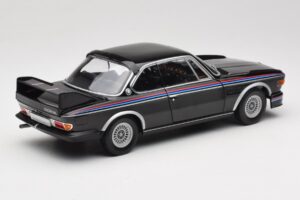 BMW 3.0 CSL E9 Czarny Minichamps 1:18 180029025 Metal — zdjęcie 3 z 8