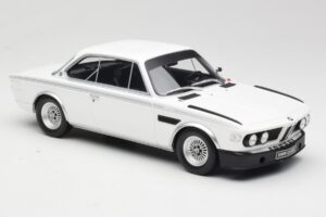 BMW 3.0 CSL E9 Chamonix White Otto 1:18 OT1145 Żywica — zdjęcie 4 z 6