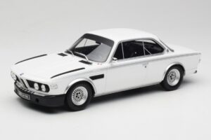 BMW 3.0 CSL E9 Chamonix White Otto 1:18 OT1145 Żywica