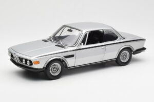 BMW 3.0 CSL E9 Srebrny Minichamps 1:18 180029020 Metal