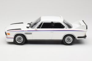 BMW 3.0 CSL E9 Biały Minichamps 1:18 155028136 Metal — zdjęcie 3 z 6