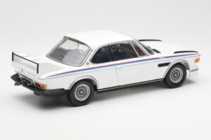 BMW 3.0 CSL E9 Z Zestawem Spoilerów Biały Minichamps 1:18 180029021 Metal — zdjęcie 3 z 8