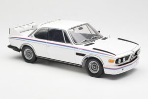 BMW 3.0 CSL E9 Z Zestawem Spoilerów Biały Minichamps 1:18 180029021 Metal — zdjęcie 6 z 8