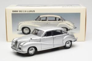 BMW 502 2.6 Luxus Super Srebrny AUTOart 1:18 70593 Metal — zdjęcie 8 z 8