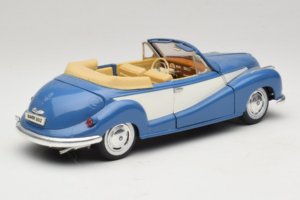 BMW 502 Kabriolet Niebieski Tchibo 1:18 45396 Metal — zdjęcie 3 z 8