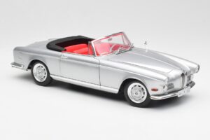 BMW 503 Srebrny Revell 1:18 18787 Metal — zdjęcie 6 z 8
